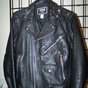 VTG STAR USA BLACK LEATHER MOTORCYCLE JACKET S3343